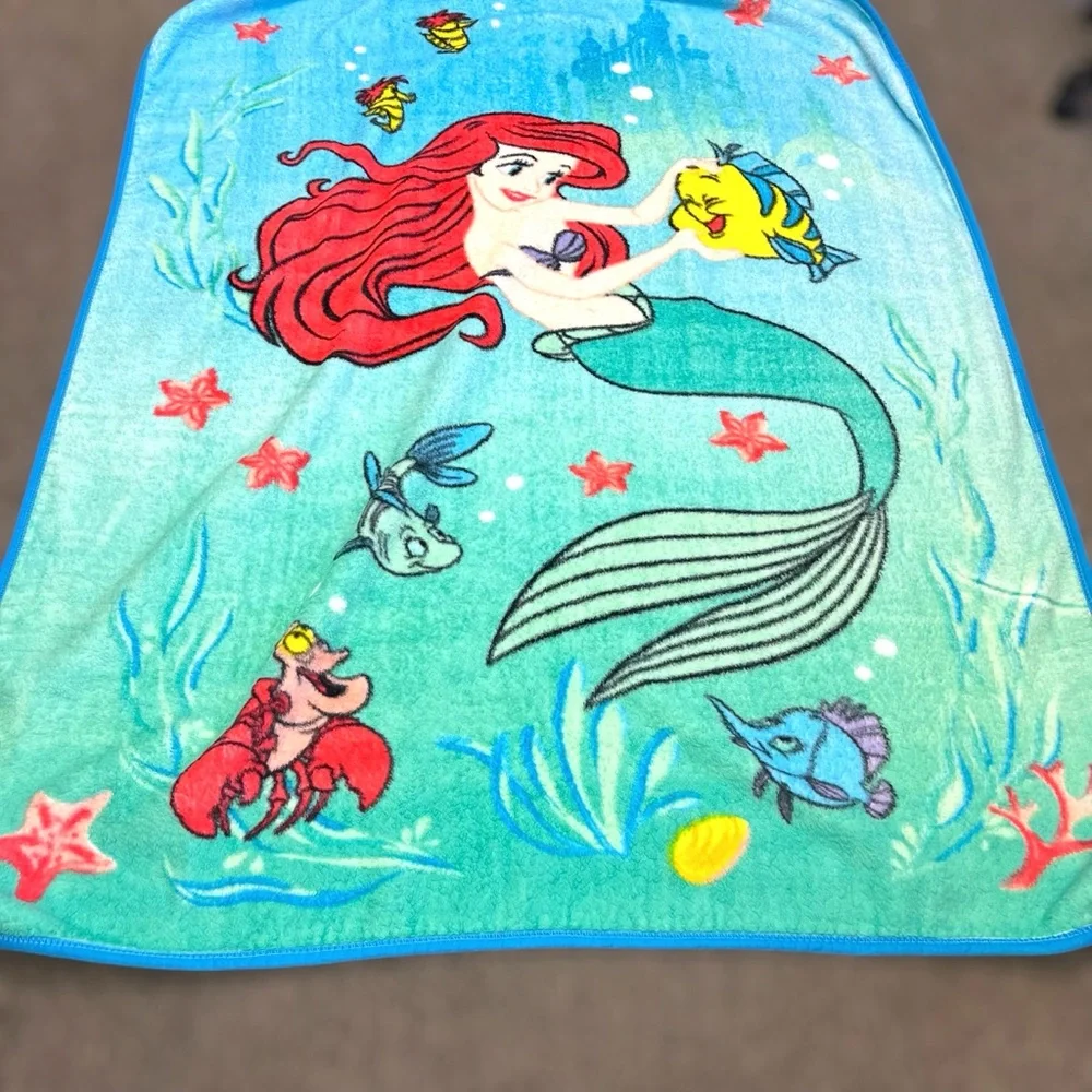 Disney Princess The Little Mermaid Y2K Fleece Blanket 61”x79.5”